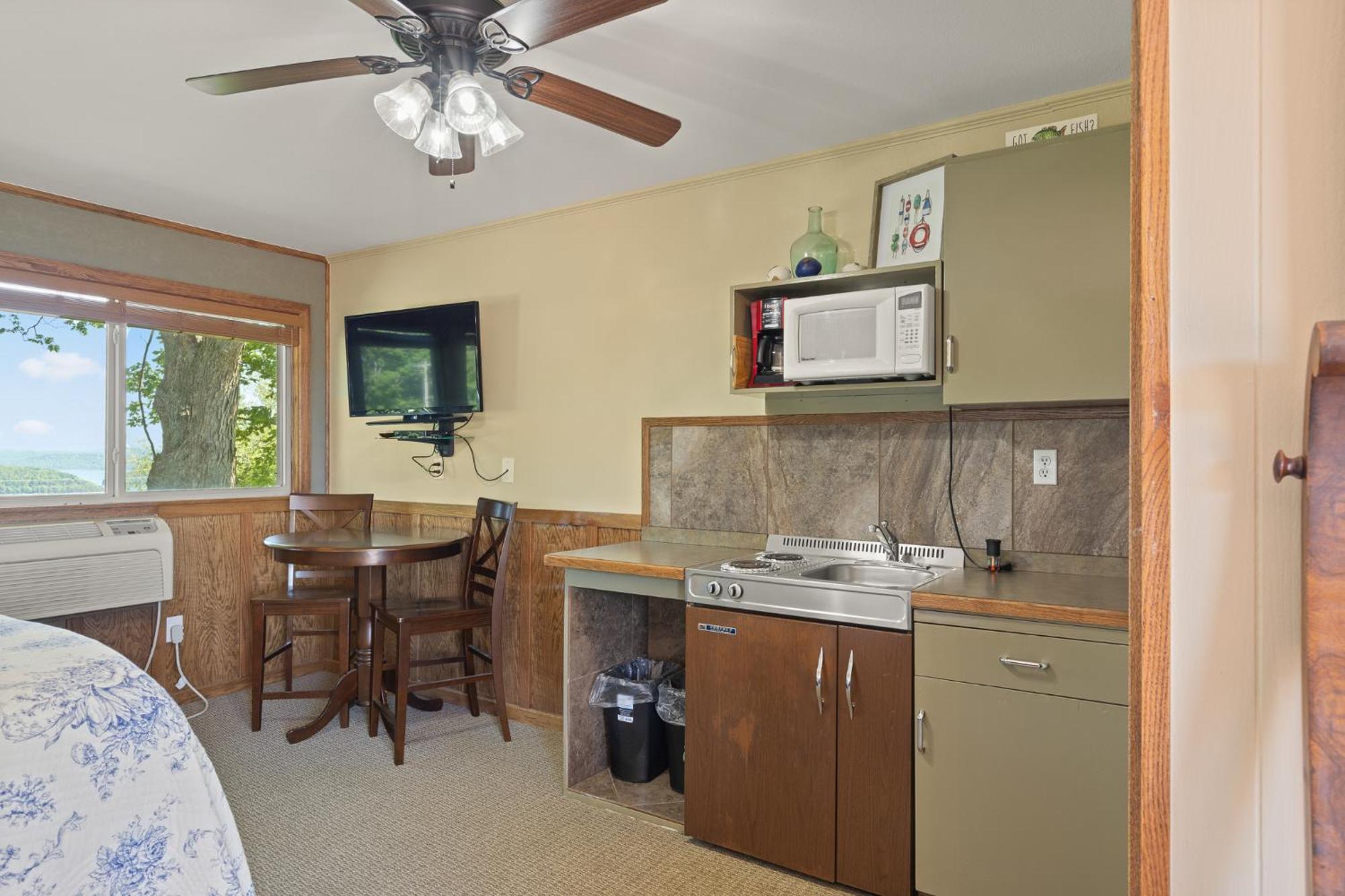Roadrunner Inn And Log Cabins ยูเรกาสปริงส์ ภายนอก รูปภาพ