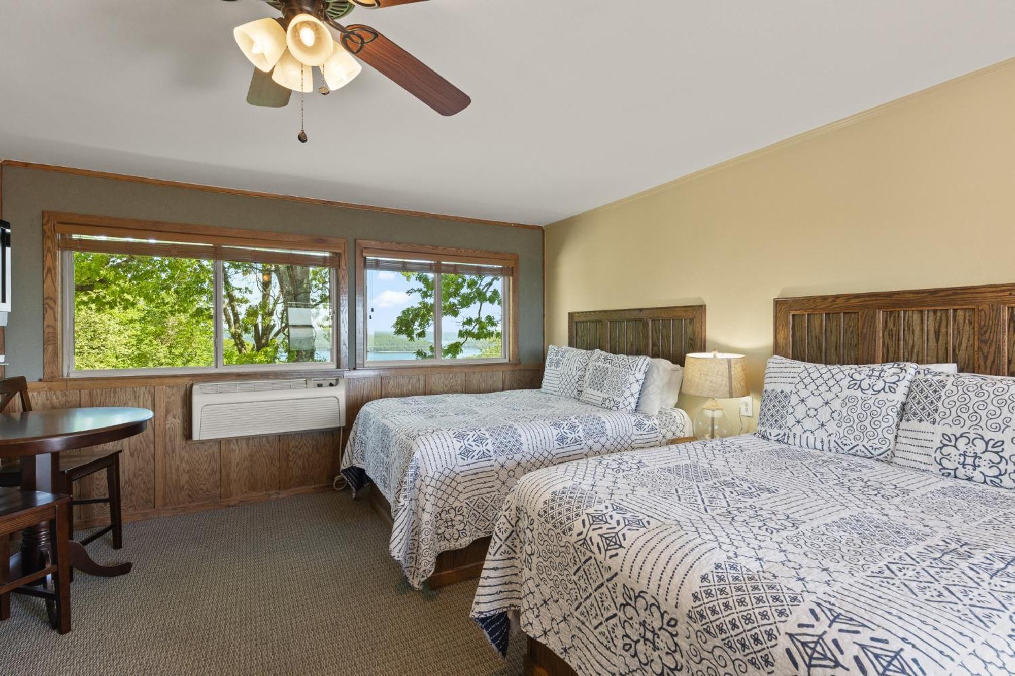 Roadrunner Inn And Log Cabins ยูเรกาสปริงส์ ภายนอก รูปภาพ