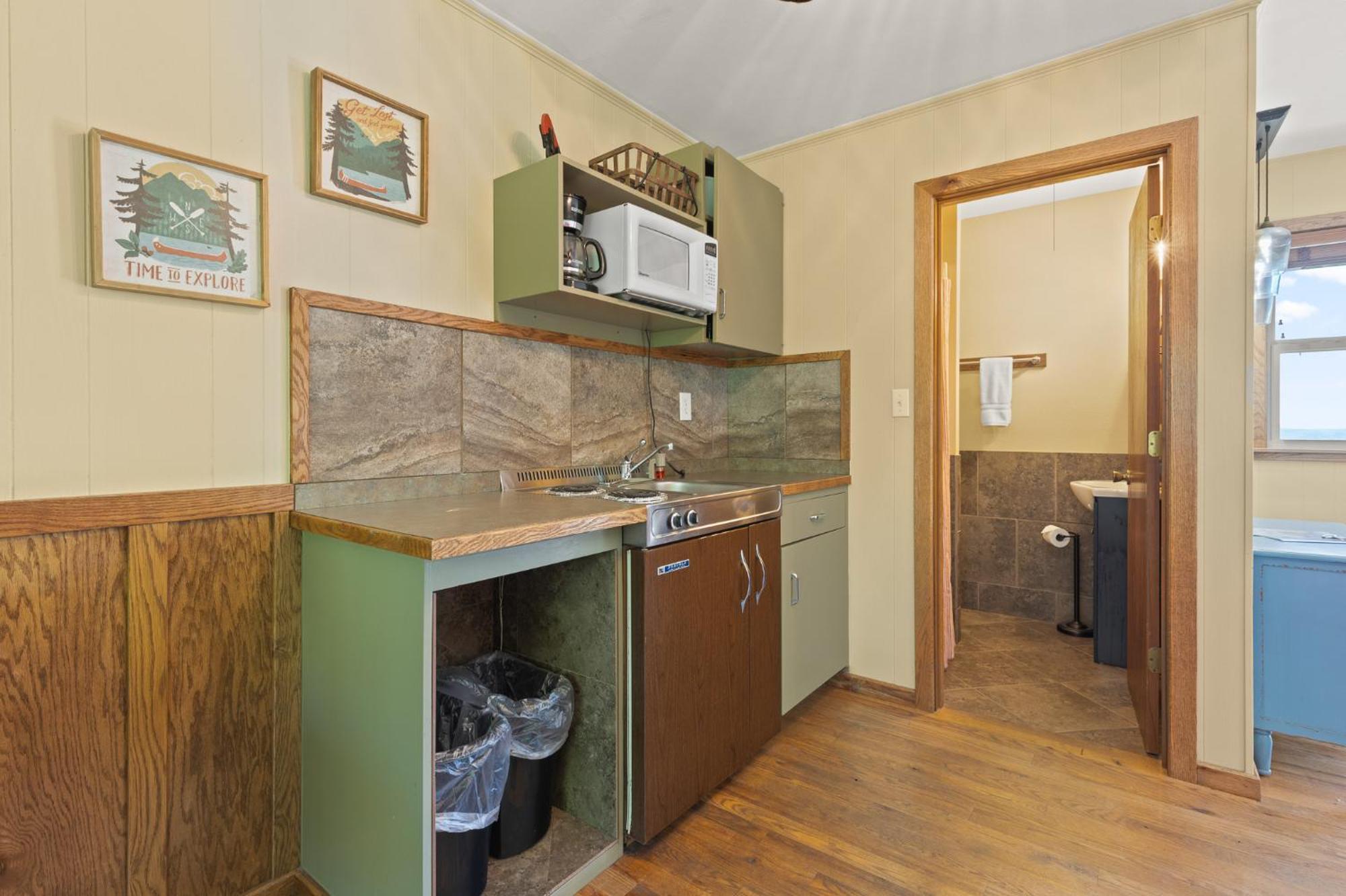 Roadrunner Inn And Log Cabins ยูเรกาสปริงส์ ภายนอก รูปภาพ