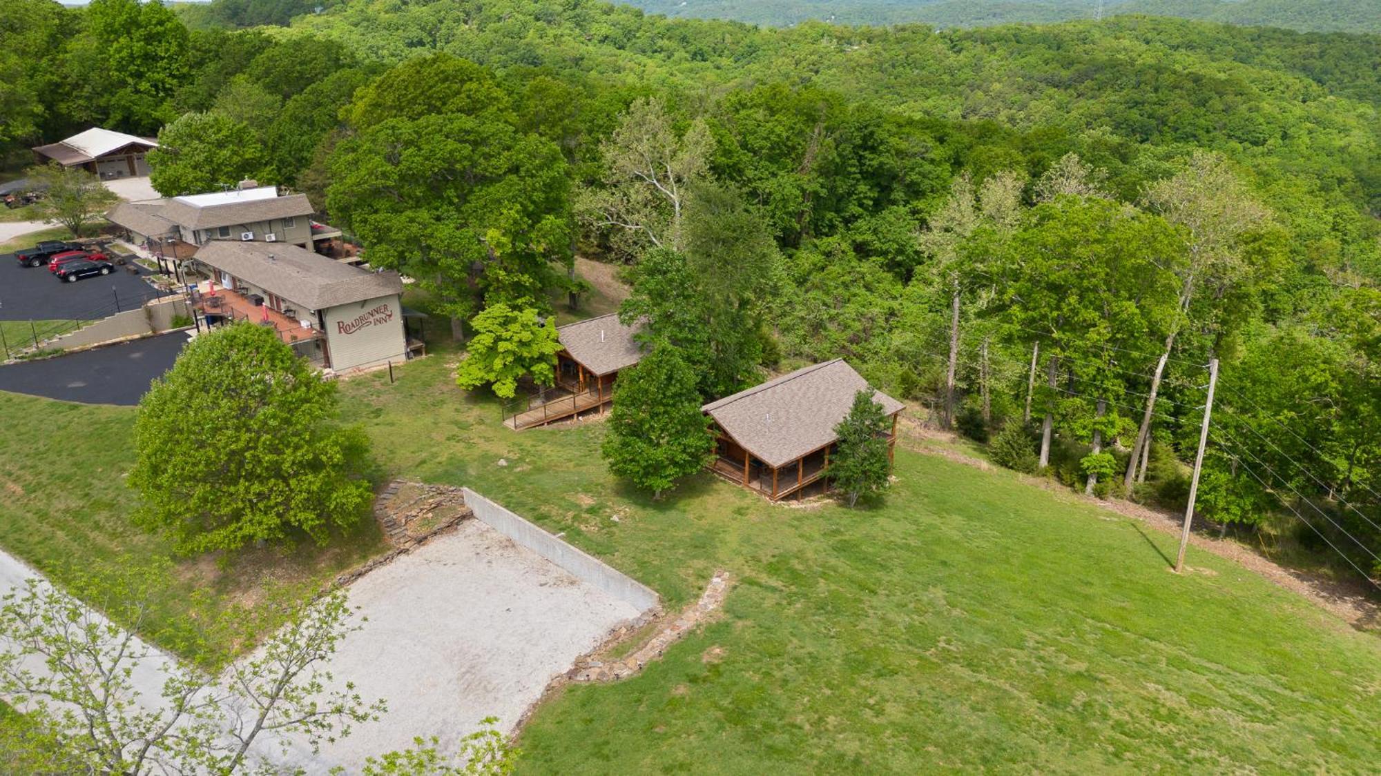 Roadrunner Inn And Log Cabins ยูเรกาสปริงส์ ภายนอก รูปภาพ