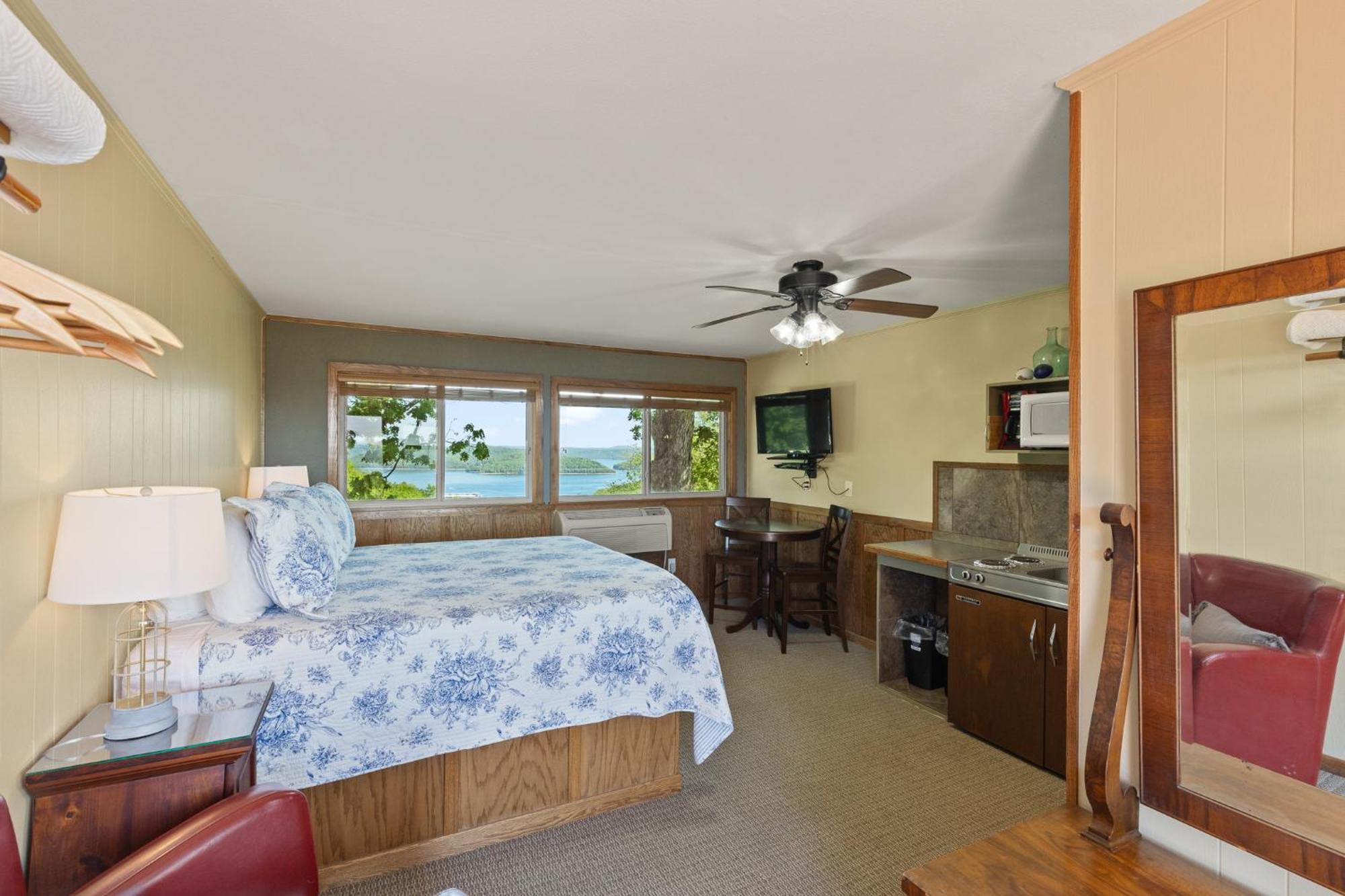 Roadrunner Inn And Log Cabins ยูเรกาสปริงส์ ภายนอก รูปภาพ