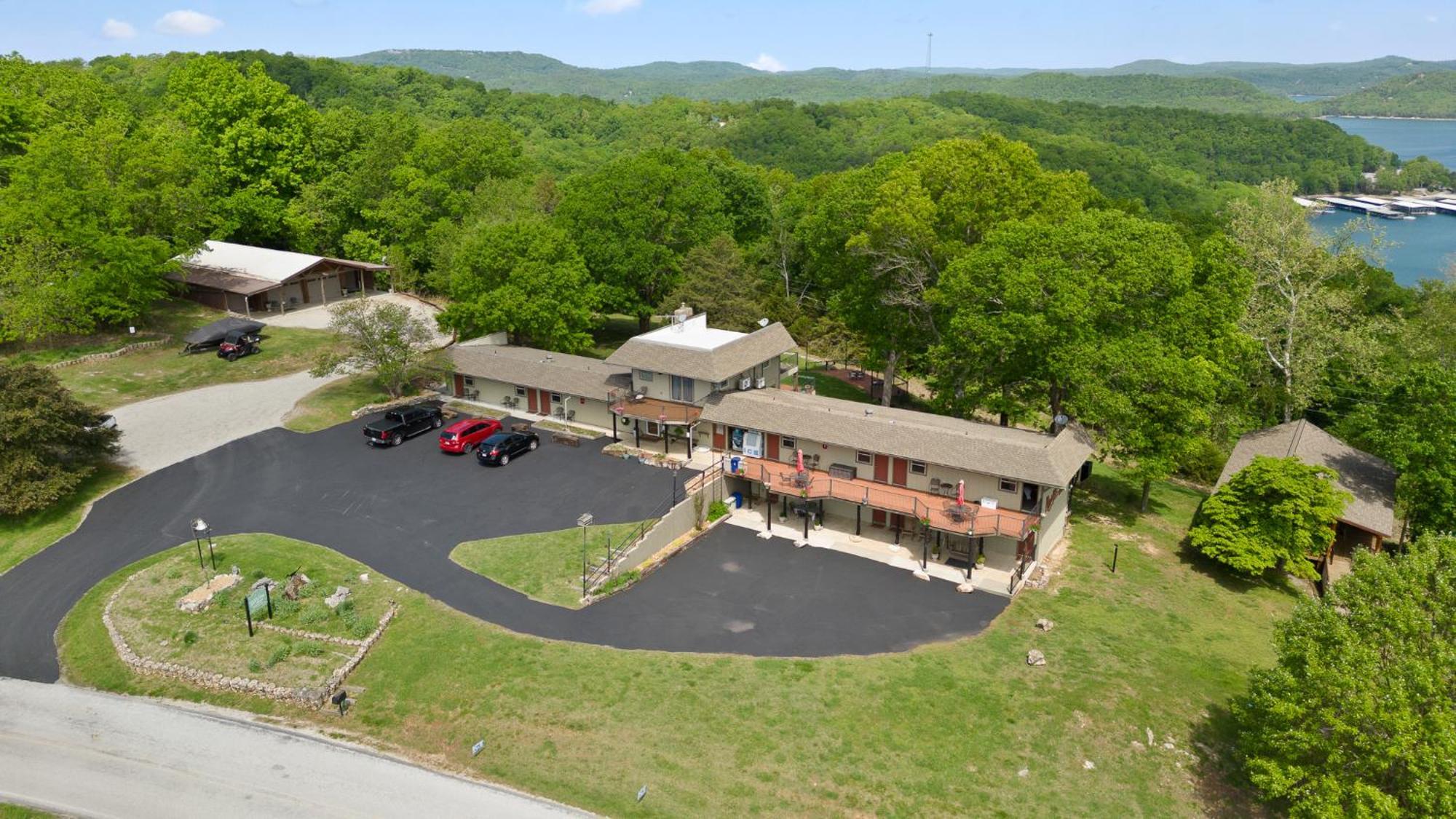 Roadrunner Inn And Log Cabins ยูเรกาสปริงส์ ภายนอก รูปภาพ